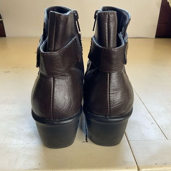 SBICCA Ankle Boots Brown Strap Side Zipper Size 7M - Picture 12 of 13